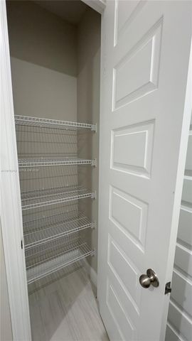 6712 NW Cloverdale Ave, Port St. Lucie, FL 34987