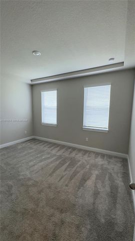 6712 NW Cloverdale Ave, Port St. Lucie, FL 34987