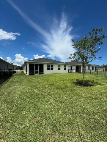 6712 NW Cloverdale Ave, Port St. Lucie, FL 34987