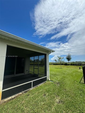 6712 NW Cloverdale Ave, Port St. Lucie, FL 34987