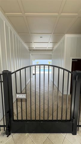 6712 NW Cloverdale Ave, Port St. Lucie, FL 34987