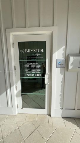 6712 NW Cloverdale Ave, Port St. Lucie, FL 34987