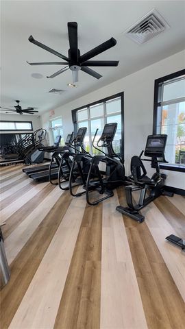 6712 NW Cloverdale Ave, Port St. Lucie, FL 34987