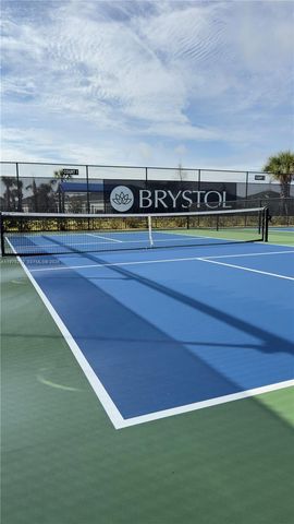 6712 NW Cloverdale Ave, Port St. Lucie, FL 34987