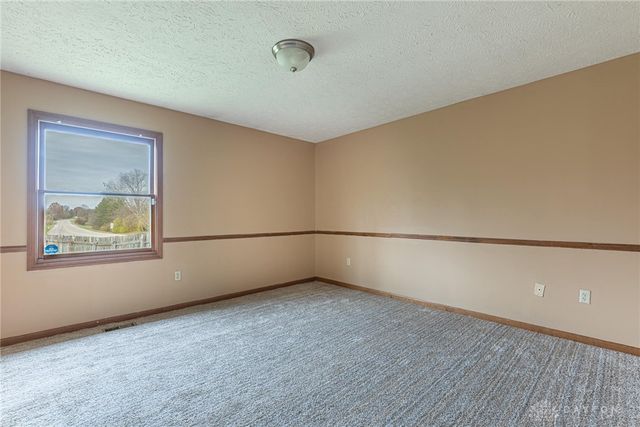 7601 Springdawn Drive, Trotwood, OH 45426