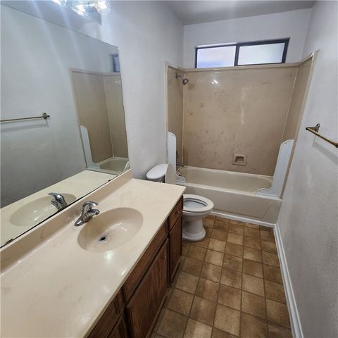 7301 Diamond Ridge Dr, Corpus Christi, TX 78413