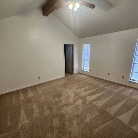 7301 Diamond Ridge Dr, Corpus Christi, TX 78413