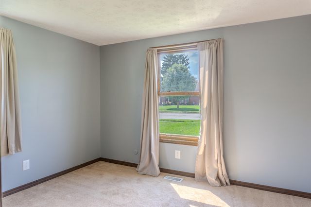 2802 Seymour Lane 2802 Seymour Lane, Springfield, OH 45503