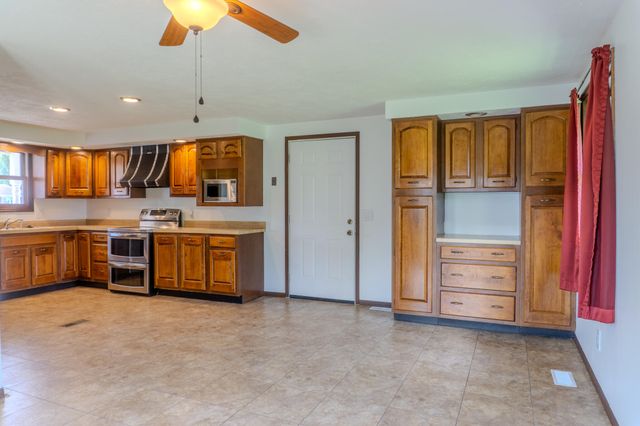 2802 Seymour Lane 2802 Seymour Lane, Springfield, OH 45503