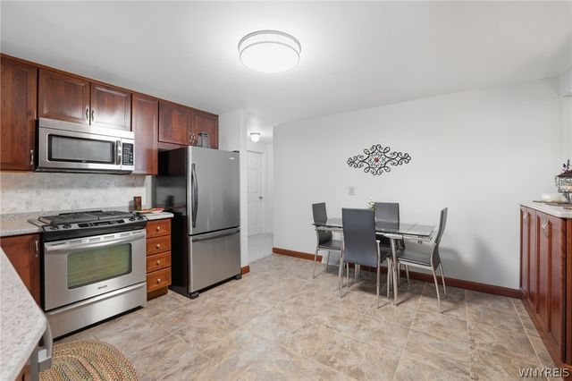 83 Danielle Drive, Cheektowaga, NY 14227