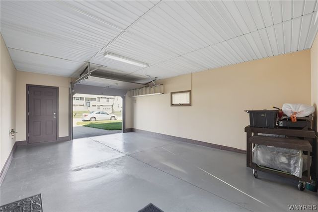 83 Danielle Drive, Cheektowaga, NY 14227