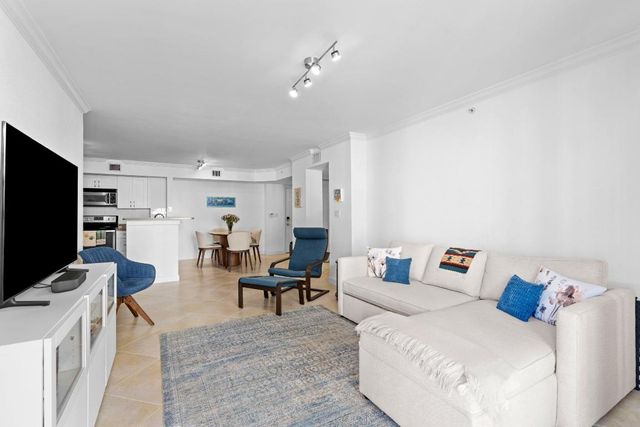 1801 N Flagler Drive 303, West Palm Beach, FL 33407