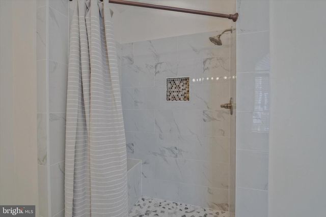 413 LONGHORN CRES, Rockville, MD 20850