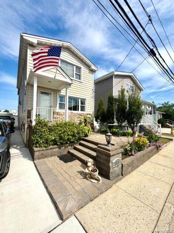 159 Sportsmans Avenue, Freeport, NY 11520 — photo 2