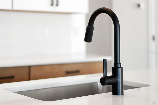 5745 WALLIS LANE, St Cloud, FL 34771