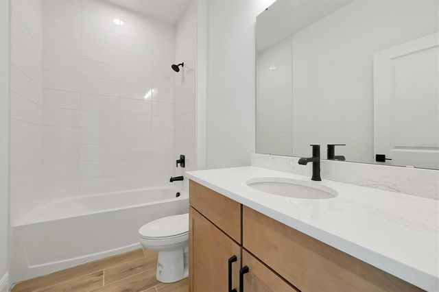 5745 WALLIS LANE, St Cloud, FL 34771