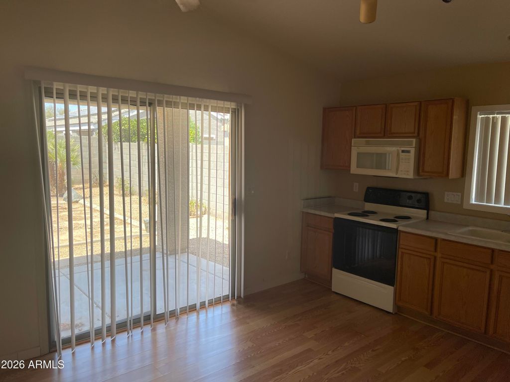 12802 W Myer Lane, El Mirage, AZ 85335 — photo 5