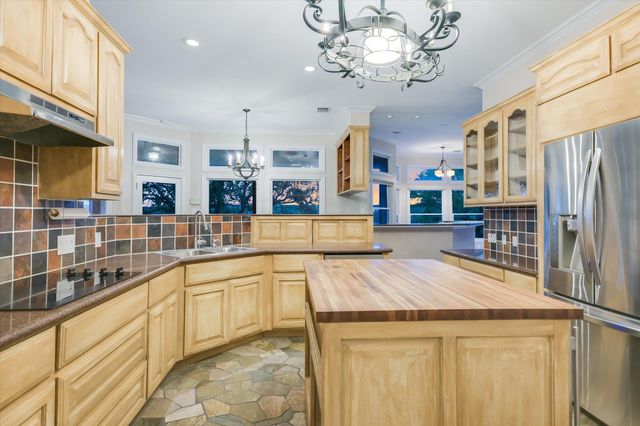 24205 State Highway 71 W, Spicewood, TX 78669