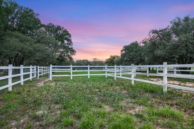 24205 State Highway 71 W, Spicewood, TX 78669
