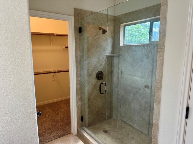 7233 Menchaca RD 17, Austin, TX 78745