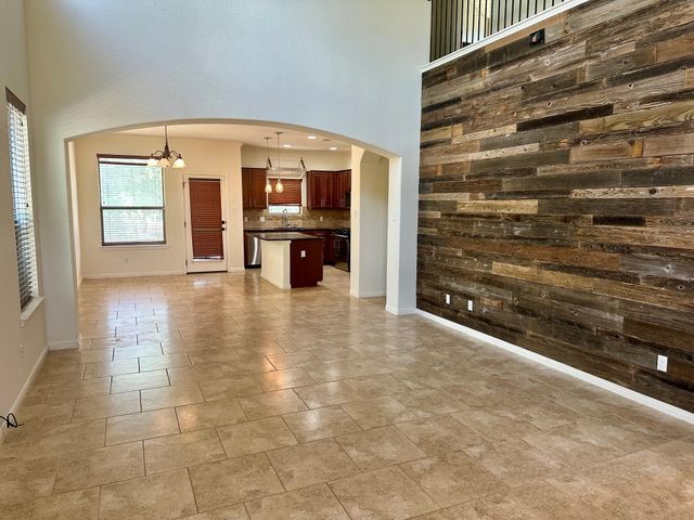 7233 Menchaca RD 17, Austin, TX 78745