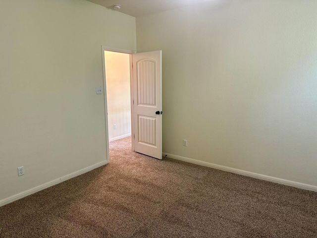 7233 Menchaca RD 17, Austin, TX 78745