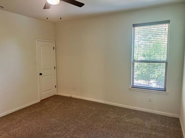 7233 Menchaca RD 17, Austin, TX 78745
