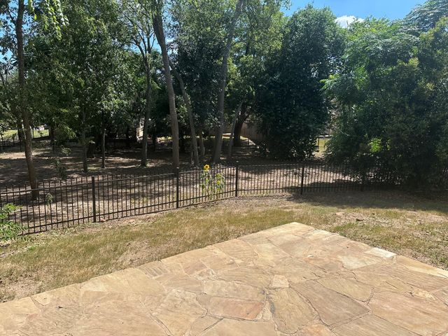 7233 Menchaca RD 17, Austin, TX 78745