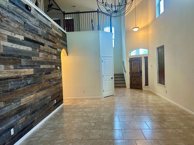 7233 Menchaca RD 17, Austin, TX 78745