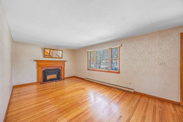 12 Doane Terrace, South Hadley, MA 01075