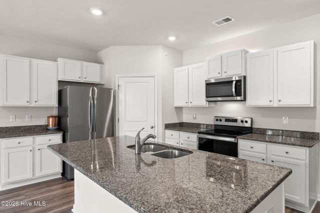 1780 Riverton Drive SE, Bolivia, NC 28422