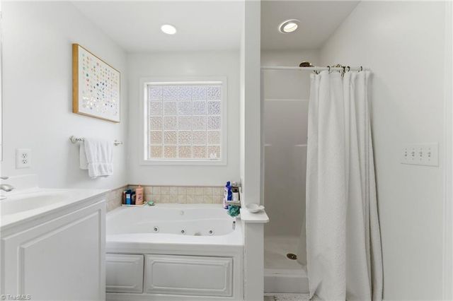 126 Donnell Court, Lexington, NC 27295