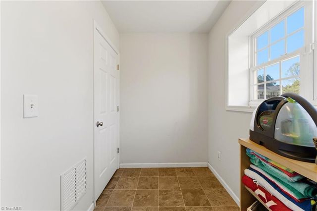 126 Donnell Court, Lexington, NC 27295