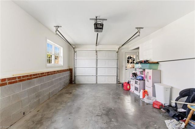 126 Donnell Court, Lexington, NC 27295