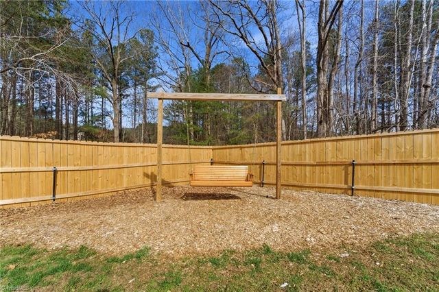 126 Donnell Court, Lexington, NC 27295