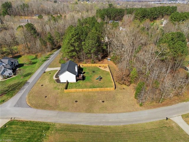 126 Donnell Court, Lexington, NC 27295