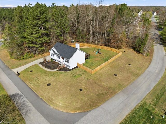 126 Donnell Court, Lexington, NC 27295