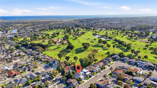 5872 Meadowbrook Drive, Huntington Beach, CA 92649