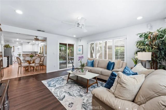 5872 Meadowbrook Drive, Huntington Beach, CA 92649