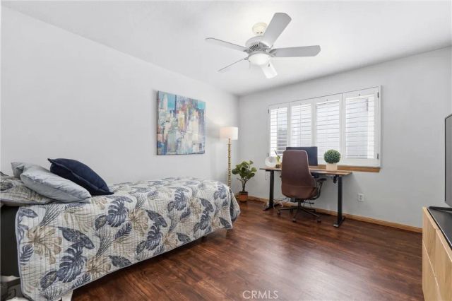 5872 Meadowbrook Drive, Huntington Beach, CA 92649