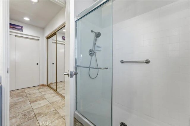 5872 Meadowbrook Drive, Huntington Beach, CA 92649