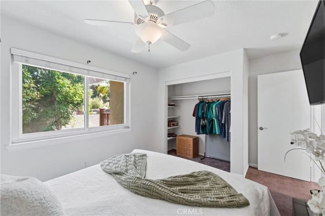 5872 Meadowbrook Drive, Huntington Beach, CA 92649