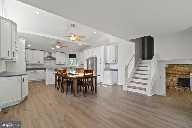 57 MARLBOROUGH AVE, Marlton, NJ 08053