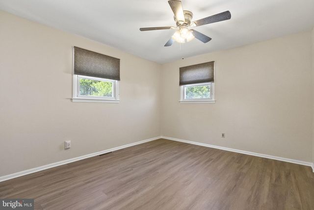 57 MARLBOROUGH AVE, Marlton, NJ 08053