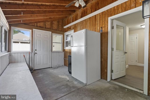 57 MARLBOROUGH AVE, Marlton, NJ 08053