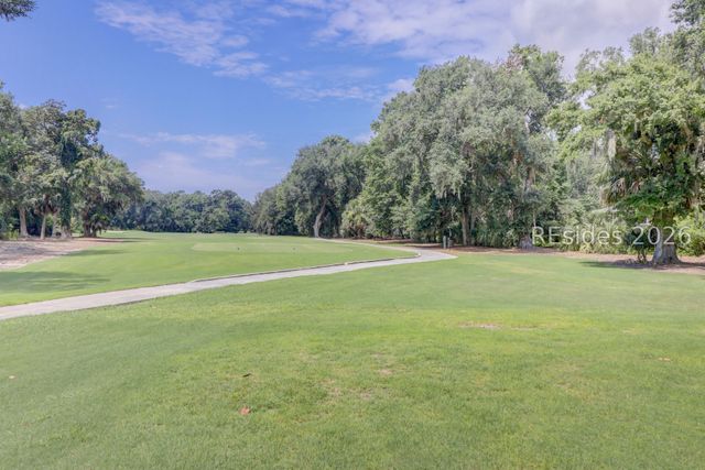 100 Colonnade Drive 147, Hilton Head Island, SC 29928