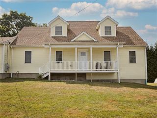 51 Newport Avenue, Middletown, RI 02842