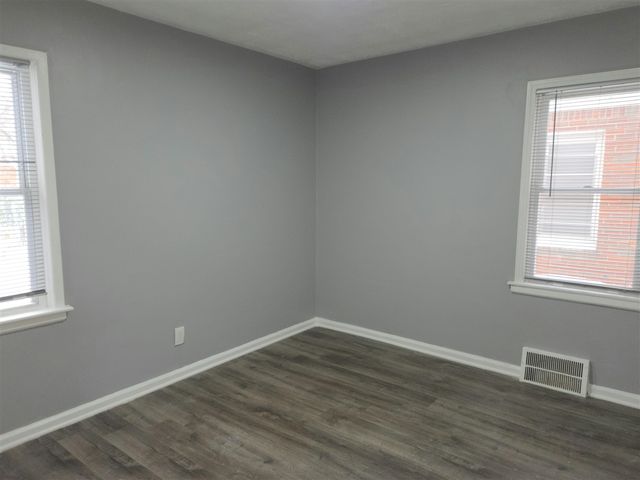 8254 Sussex Street, Detroit, MI 48228