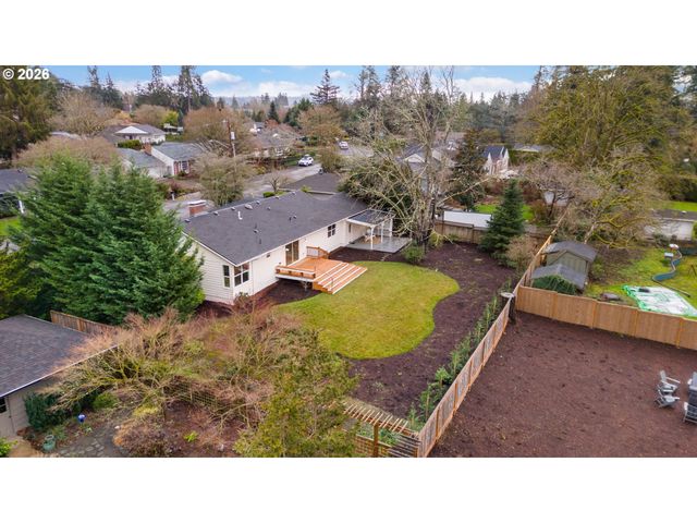 4275 Sw CRESTWOOD Dr, Portland, OR 97225