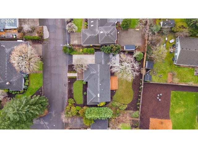 4275 Sw CRESTWOOD Dr, Portland, OR 97225